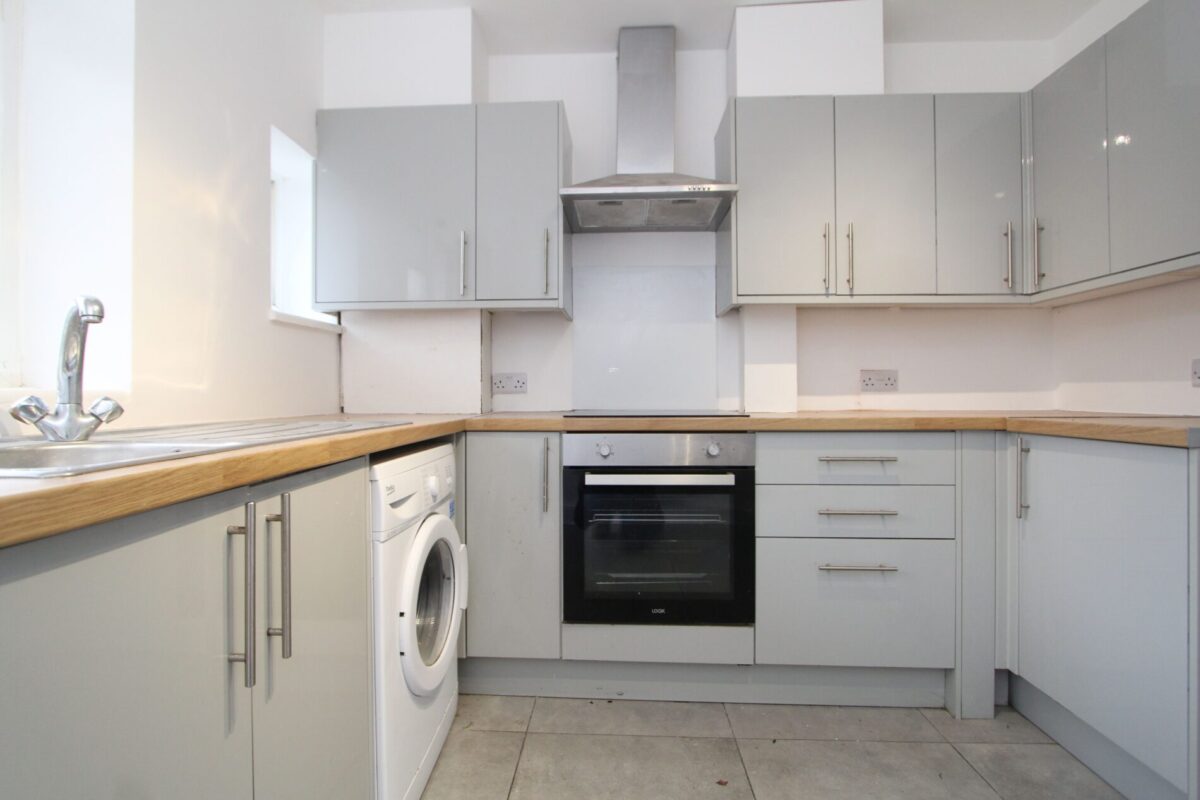 Eaton Court, London, SE21