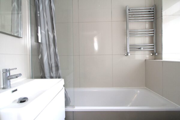 Eaton Court, London, SE21