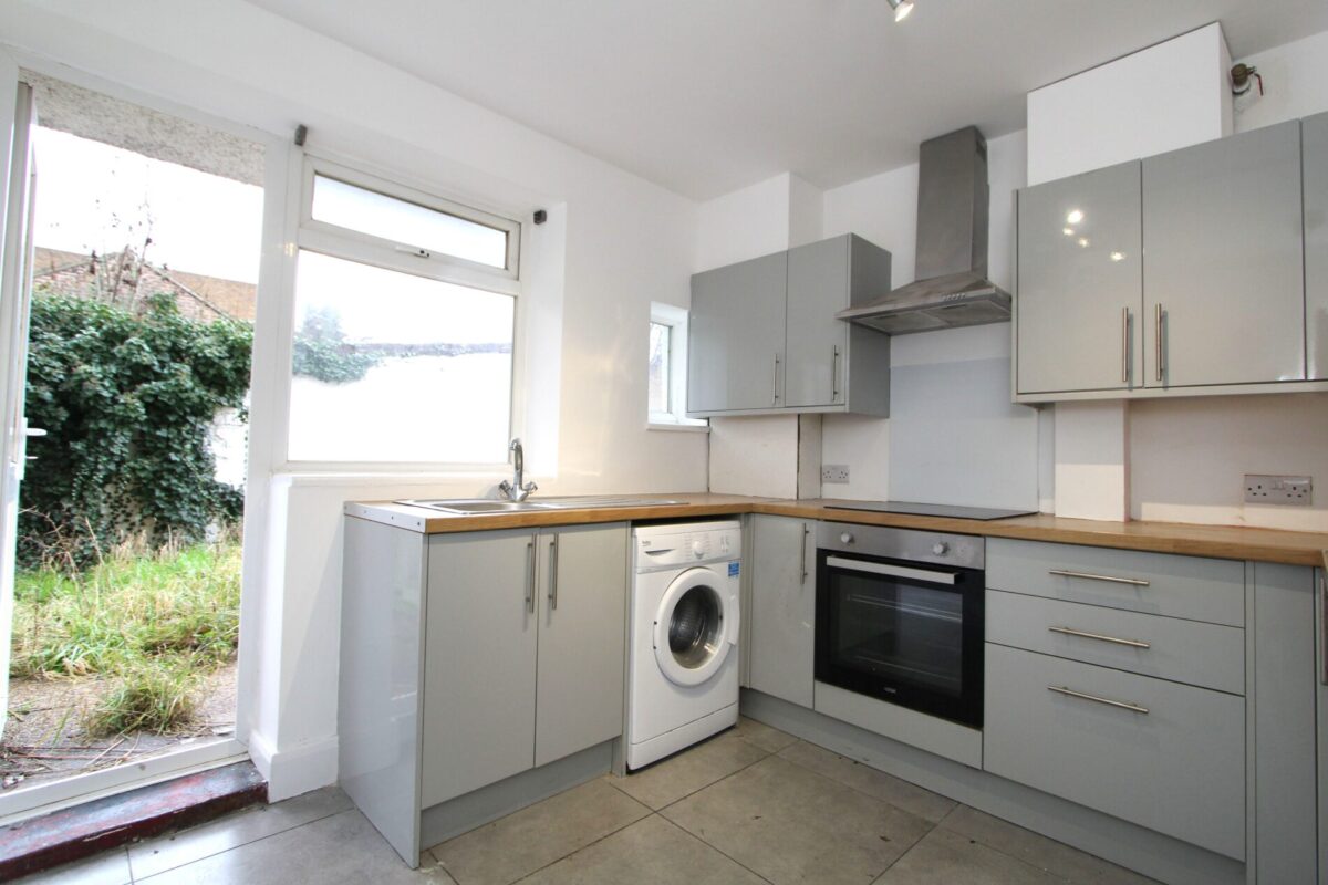 Eaton Court, London, SE21
